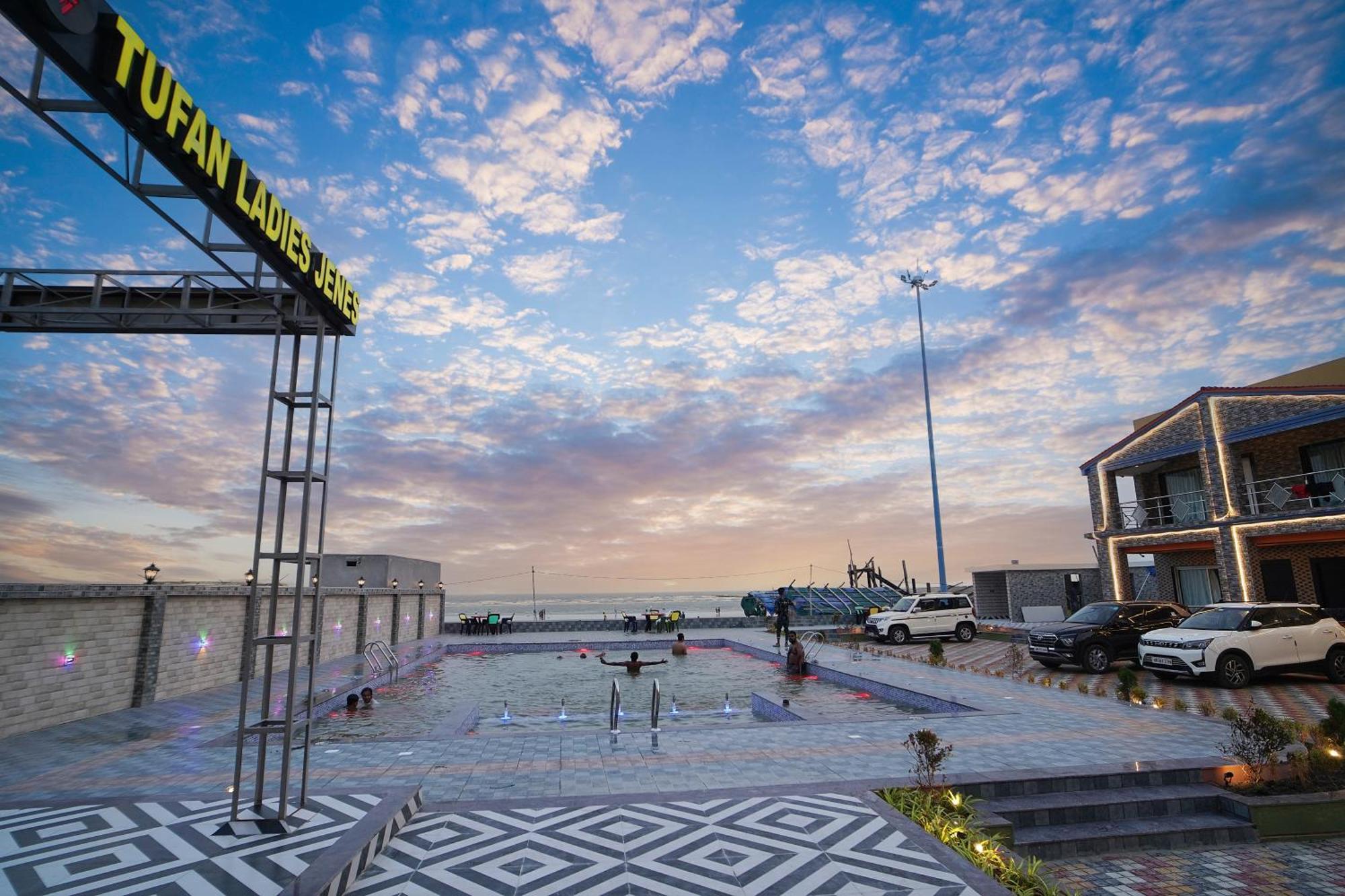 Goa Beach Resort On Beach 만다르모니 외부 사진