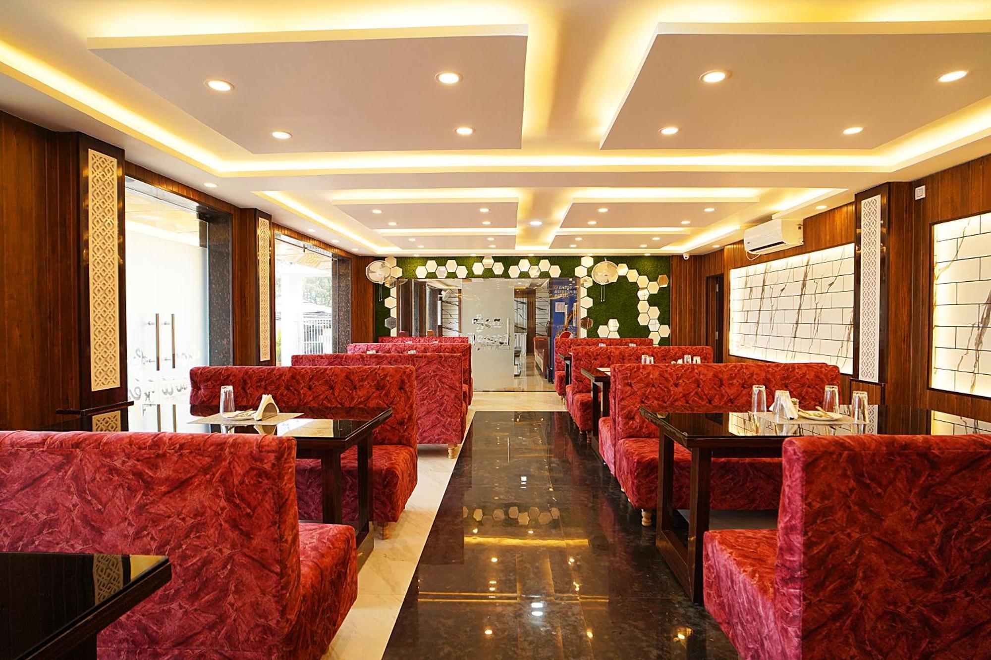 Goa Beach Resort On Beach 만다르모니 외부 사진