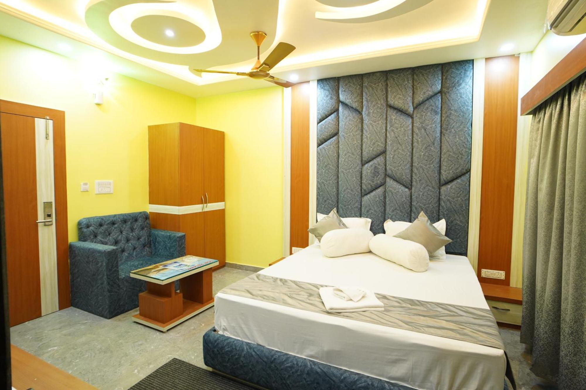 Goa Beach Resort On Beach 만다르모니 외부 사진